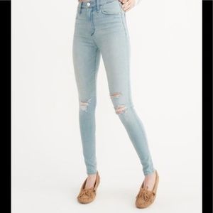 Abercrombie super skinny high rise light wash